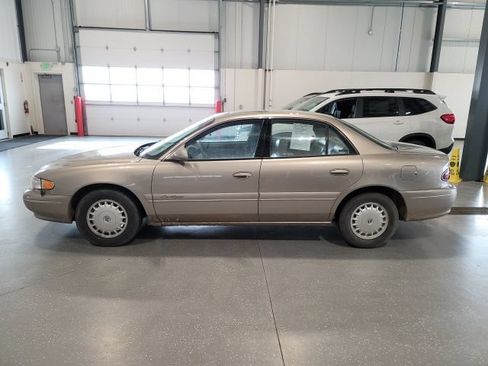 Used 1999 Buick Century Limited FWD image 4