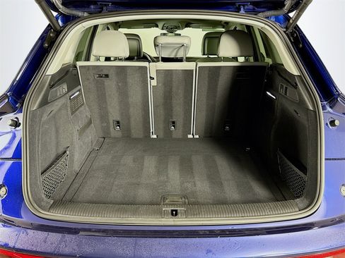 Certified 2022 Audi Q5 2.0T Premium Plus w/ Premium Plus Package image 28