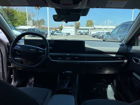 Used 2025 Kia K4 FWD image 34
