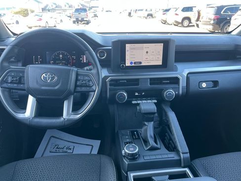 Used 2025 Toyota 4Runner SR5 image 14
