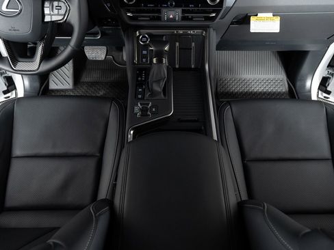 Used 2025 Lexus GX 550 image 39