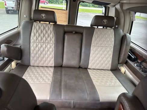 Used 2023 Chevrolet Express 2500 RWD image 20
