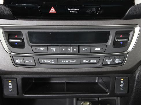 Used 2018 Honda Pilot EX-L image 19