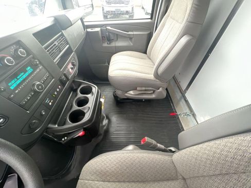 New 2025 GMC Savana 3500 w/ Power Convenience Package image 21