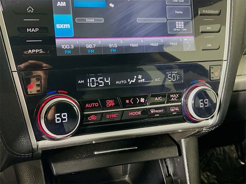 Used 2019 Subaru Outback 2.5i Premium image 15