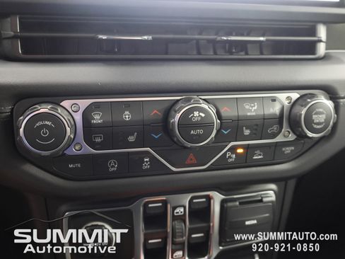 New 2026 Jeep Gladiator Mojave w/ Safety Group AWD/4WD image 49