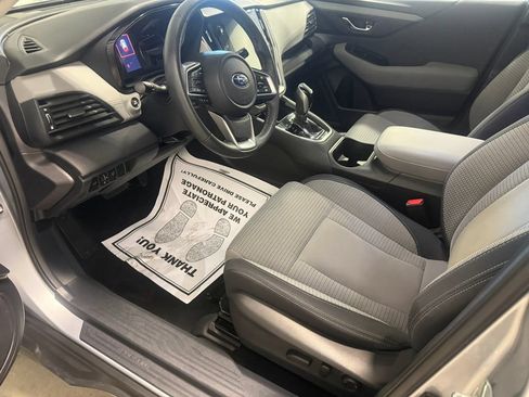 Used 2024 Subaru Outback Premium AWD/4WD image 22