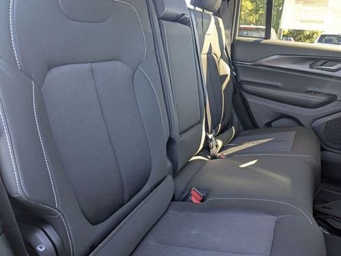 New 2025 Jeep Grand Cherokee Laredo RWD image 34