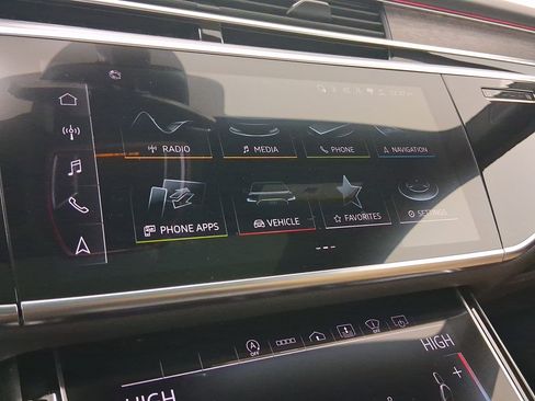 Used 2021 Audi A8 L 3.0T image 23