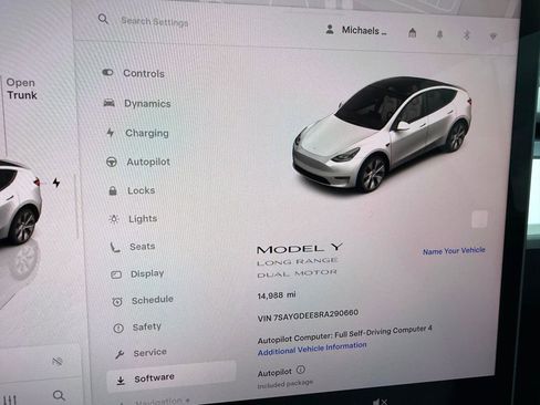 Used 2024 Tesla Model Y Long Range image 14