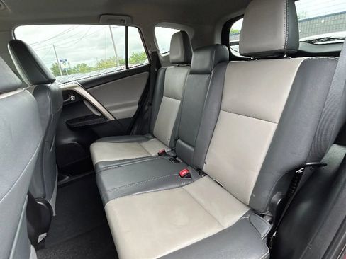 Used 2014 Toyota RAV4 Limited w/ Technology Package AWD/4WD image 38