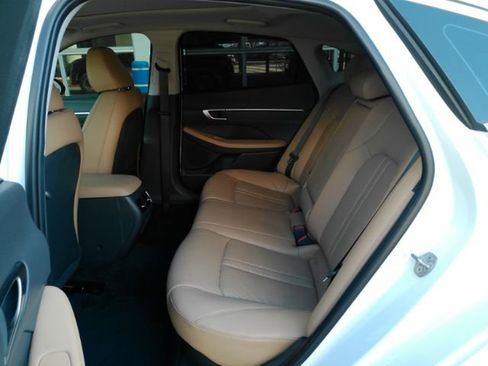 Used 2024 Hyundai Sonata Limited image 21