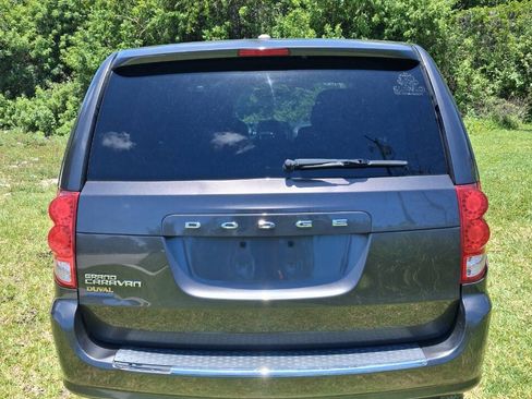 Used 2015 Dodge Grand Caravan SE w/ Quick Order Package 29E SE FWD image 7