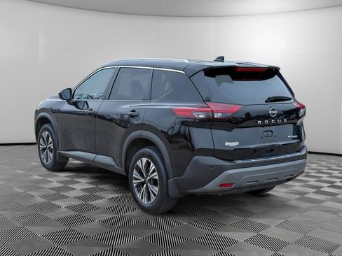 Used 2023 Nissan Rogue SV w/ SV Premium B Package image 8