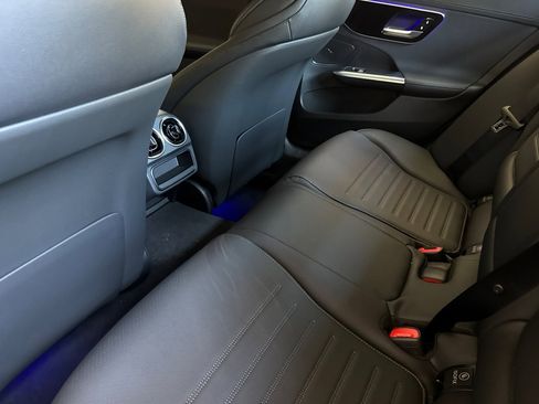 New 2025 Mercedes-Benz C 300 4MATIC Sedan image 14