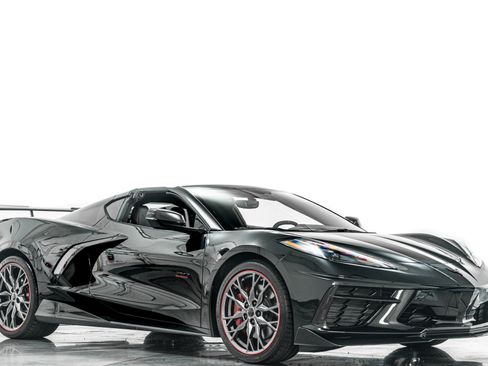 Used 2023 Chevrolet Corvette Stingray Premium Cpe w/ Z51 Performance Package RWD image 35