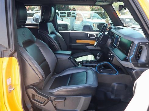 Used 2022 Ford Bronco Black Diamond image 43