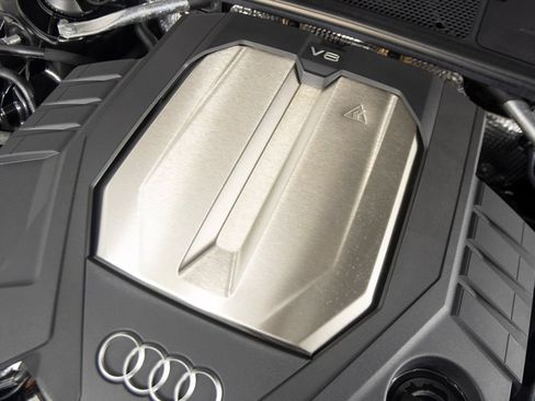 Used 2025 Audi RS 6 performance AWD/4WD image 54