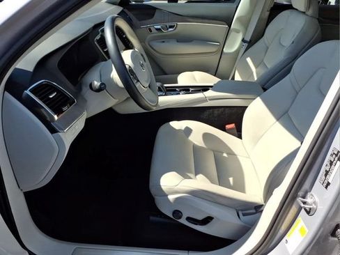 Used 2023 Volvo XC90 T8 Plus AWD/4WD image 16