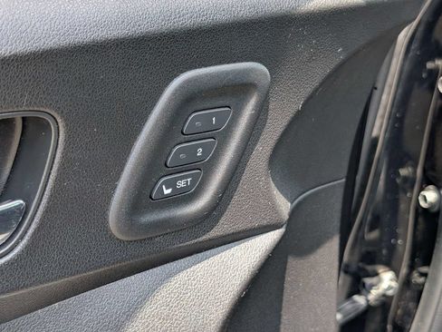 Used 2016 Honda CR-V Touring image 13