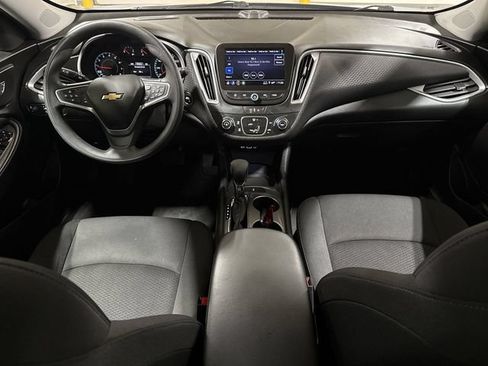 Used 2023 Chevrolet Malibu LS FWD image 10