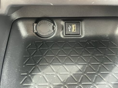 Used 2024 Toyota RAV4 LE image 30