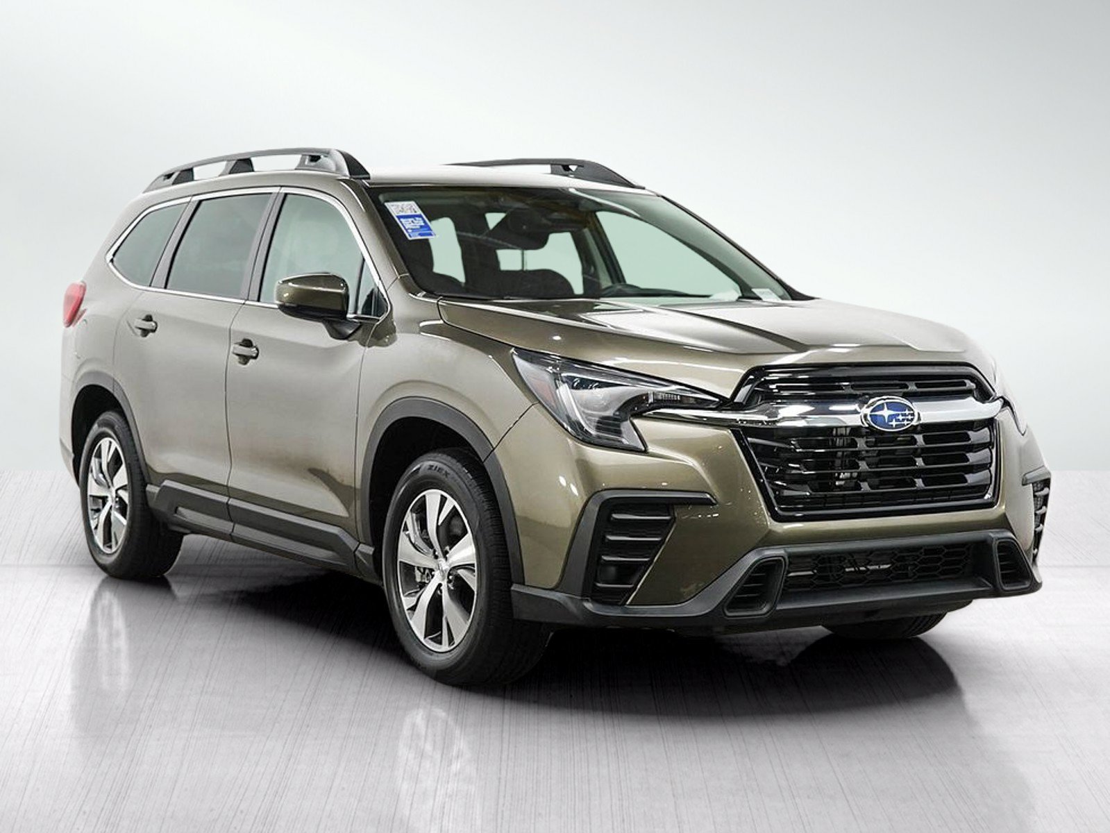 Used 2024 Subaru Ascent Premium w/ Convenience Package AWD/4WD image 7