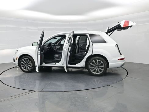 Used 2018 Audi Q7 3.0T Premium Plus w/ Premium Plus Package AWD/4WD image 37