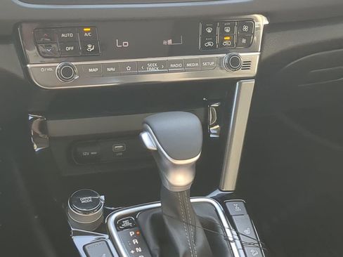 New 2026 Kia Seltos SX image 17