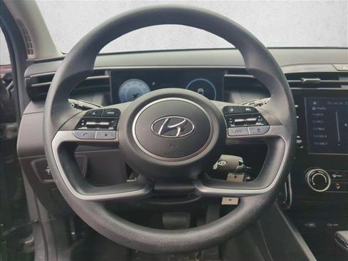 Used 2024 Hyundai Tucson SE FWD image 11