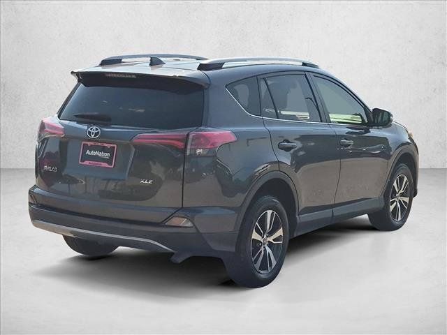 Used 2018 Toyota RAV4 XLE FWD image 5