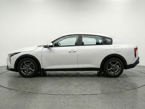 Used 2025 Kia K4 FWD image 5