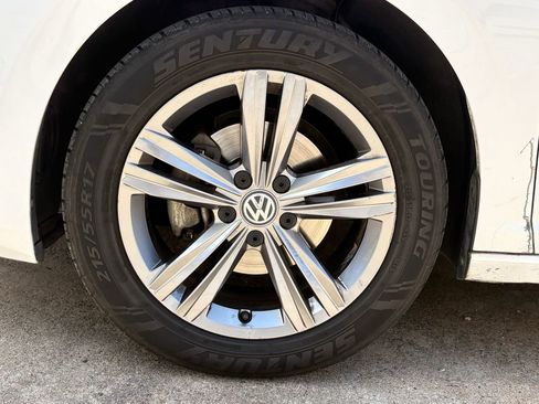 Used 2019 Volkswagen Jetta R-Line FWD image 6