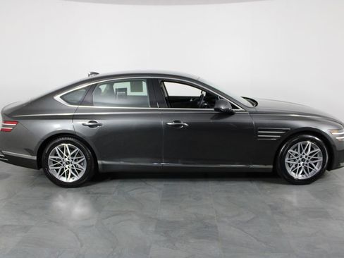Used 2025 Genesis G80 2.5T image 13