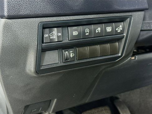 Used 2023 Toyota Tundra SR5 w/ SR5 Convenience Package image 6