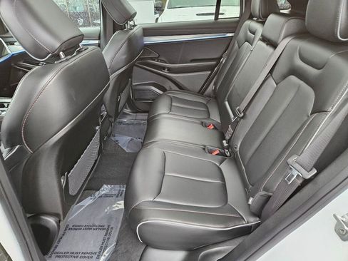 Used 2025 Jeep Wagoneer S Limited image 15