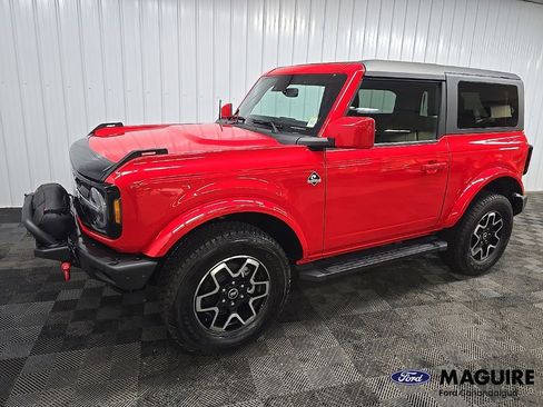 Used 2021 Ford Bronco Outer Banks AWD/4WD image 8