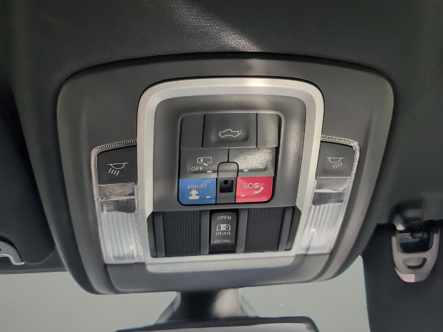 Used 2021 RAM 2500 Laramie w/ Night Edition AWD/4WD image 16