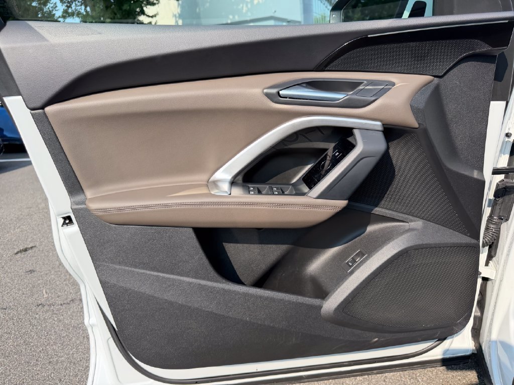 Certified 2025 Audi Q5 Premium w/ Convenience Package AWD/4WD image 16