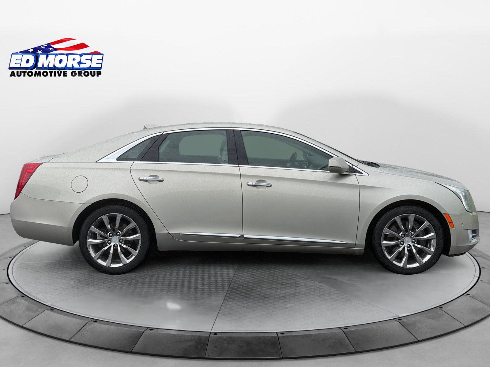 Certified 2016 Cadillac XTS Premium FWD image 6