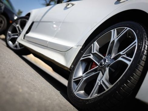 Used 2019 Kia Stinger GT1 RWD image 27