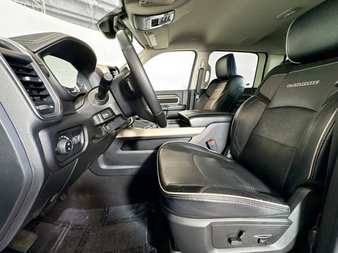 Used 2024 RAM 2500 Laramie image 19