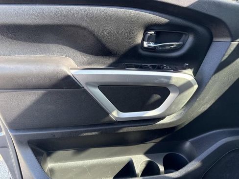 Certified 2021 Nissan Titan SV w/ Accessory Utility Package image 17