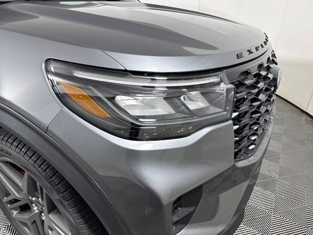 New 2026 Ford Explorer ST-Line w/ ST-Line Street Pack AWD/4WD image 12