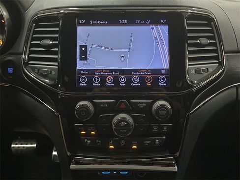 Used 2019 Jeep Grand Cherokee High Altitude image 20