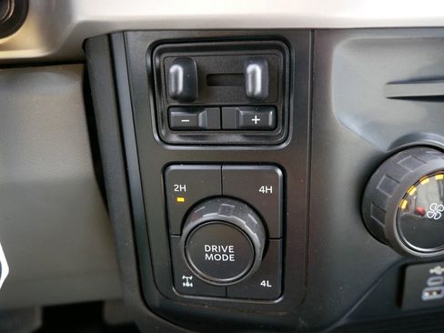 Certified 2023 Ford F250 XLT w/ FX4 Off-Road Package image 23