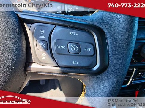 Used 2024 Jeep Wrangler Sport S image 21