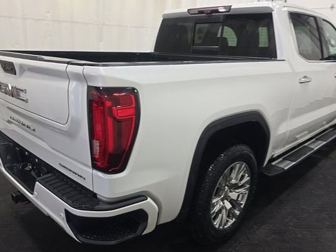 Used 2021 GMC Sierra 1500 Denali w/ Technology Package AWD/4WD image 3