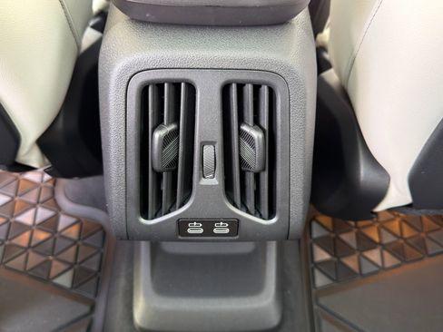 New 2026 BMW X2 xDrive28i w/ Technology Package image 16