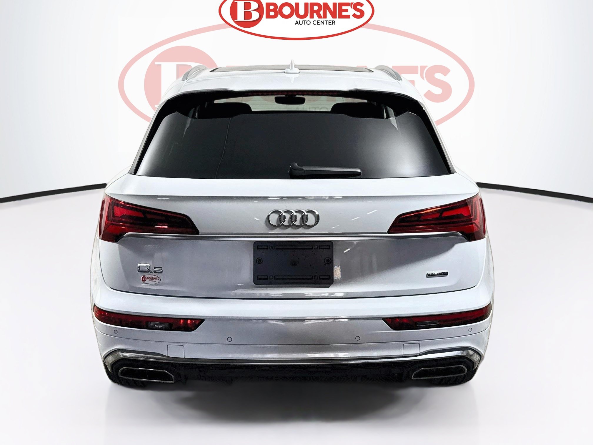 Used 2023 Audi Q5 2.0T Premium Plus w/ Premium Plus Package AWD/4WD image 8